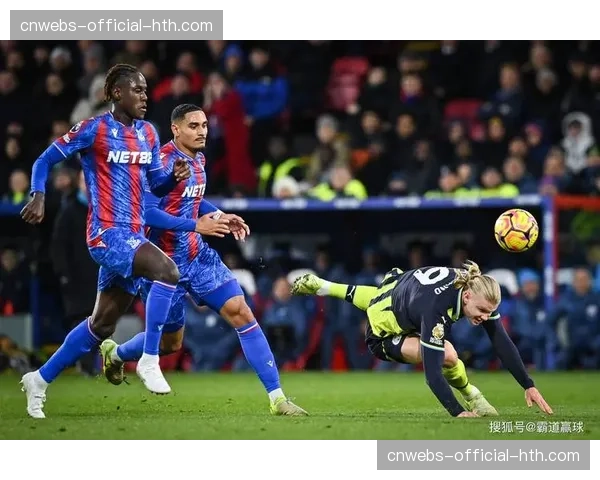 英国气象部门预警，本周末足总杯半决赛曼城vs切尔西可能遭遇大雨